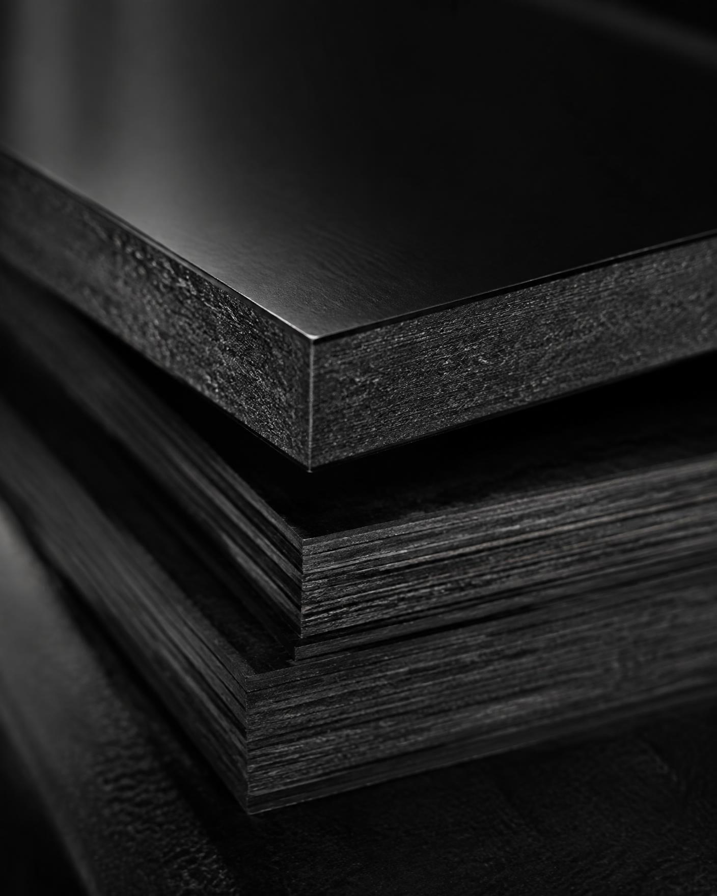 Detalj av skivmaterial och fräst kant